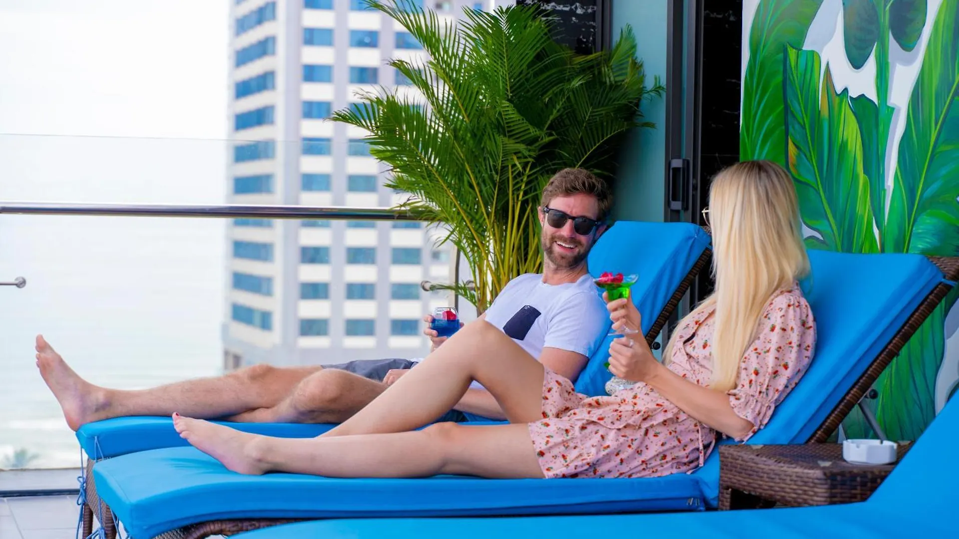 ****  Sana Da Nang Beach Hotel Vietnam