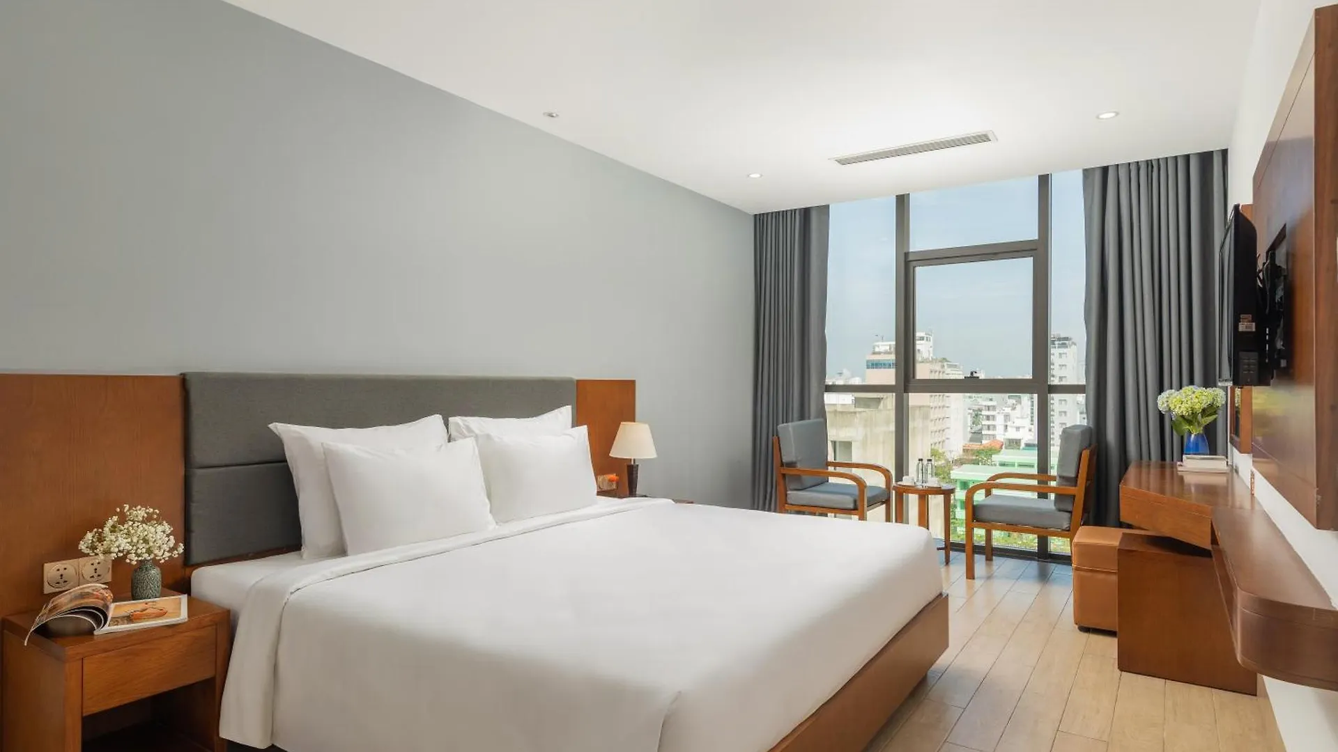 Sana Da Nang Beach Hotel 4*,  Vietnam